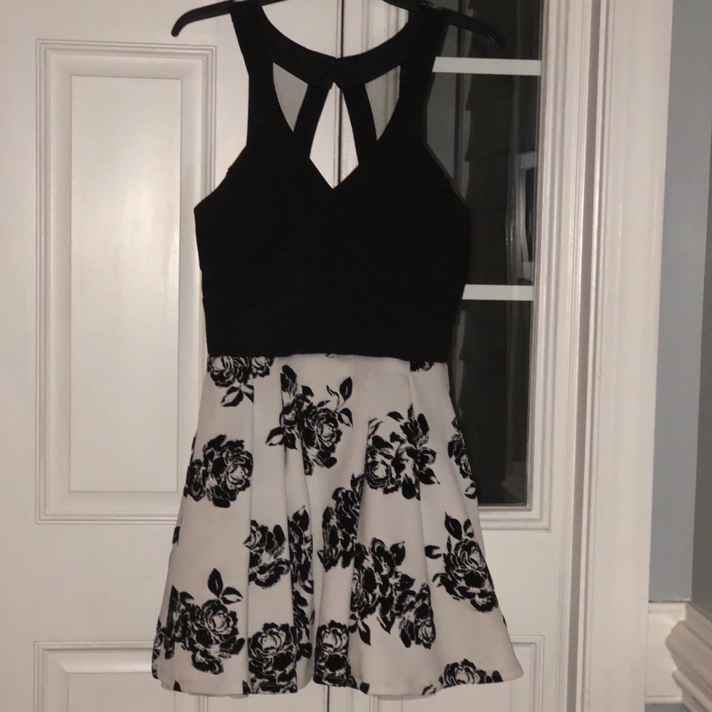 Semi-formal dress black and white floral